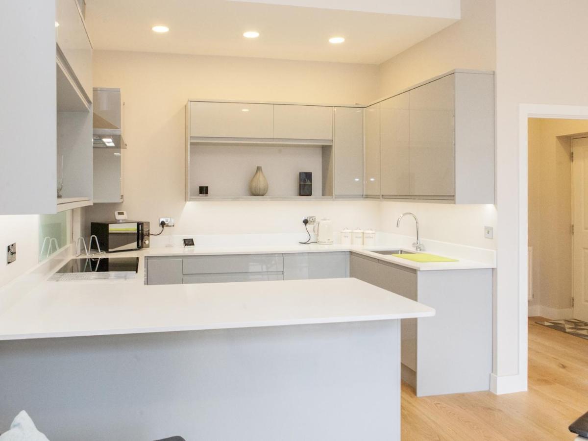 Pass The Keys - Spacious Flat With Private Sun Terrace In South East London Bagian luar foto