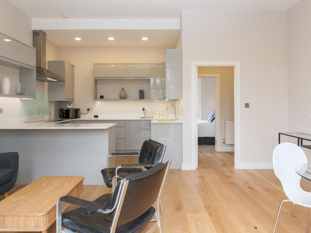 Pass The Keys - Spacious Flat With Private Sun Terrace In South East London Bagian luar foto